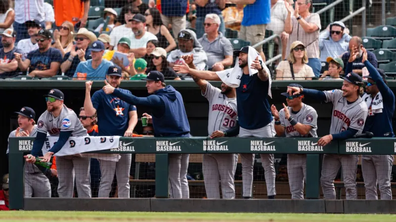 Astros win their 5th AL West title in the last 6 years, despite 81-...