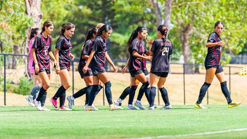 PIONEERS SUFFER FIRST LOSS IN 1-0 ROAD BATTLE AT NO. 21 MIDWESTERN STATE