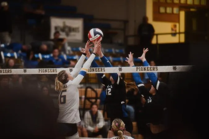 Emma Scott Named SAC Attacker of the Week