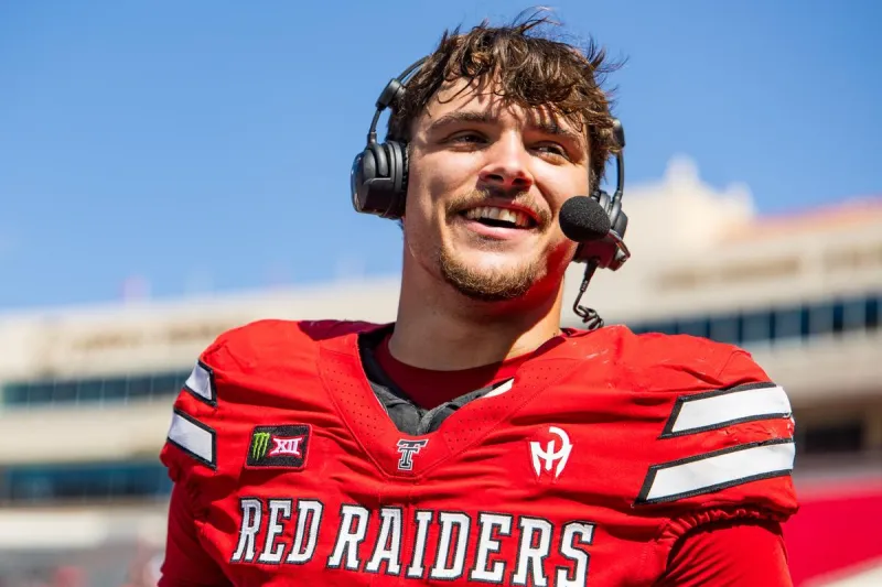 Red Raiders Surge to 4-0 Behind Historic Defensive Play