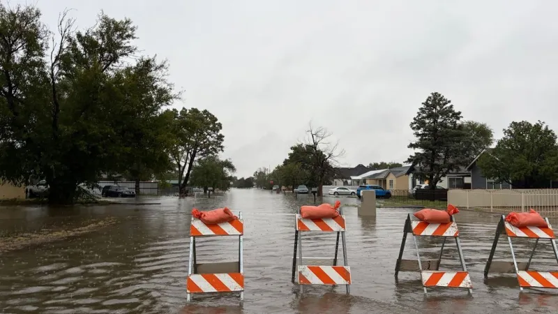 Clovis offers sandbags ahead of possible storms after recent flooding