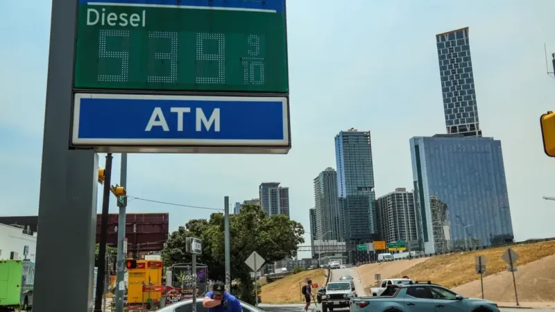 Abbott declares disaster over diesel prices, waives restrictions on commercial shipping