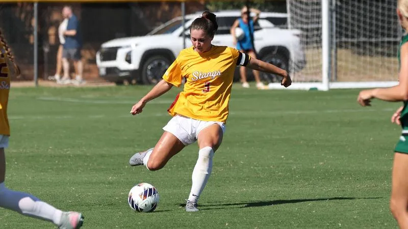 Rose repeats as LSC Defender of the Week