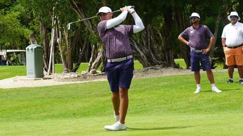 Vega Gerstel Tied for 14th After 36 Holes at PGA Riviera Maya