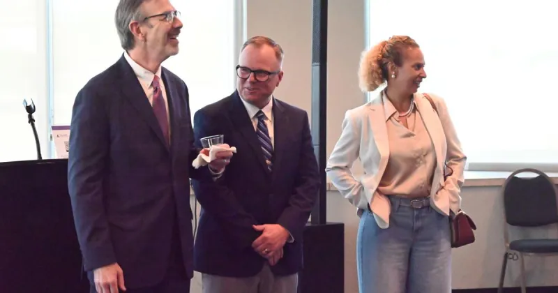 With possible city manager hiring next week, poll's results reveal skepticism
