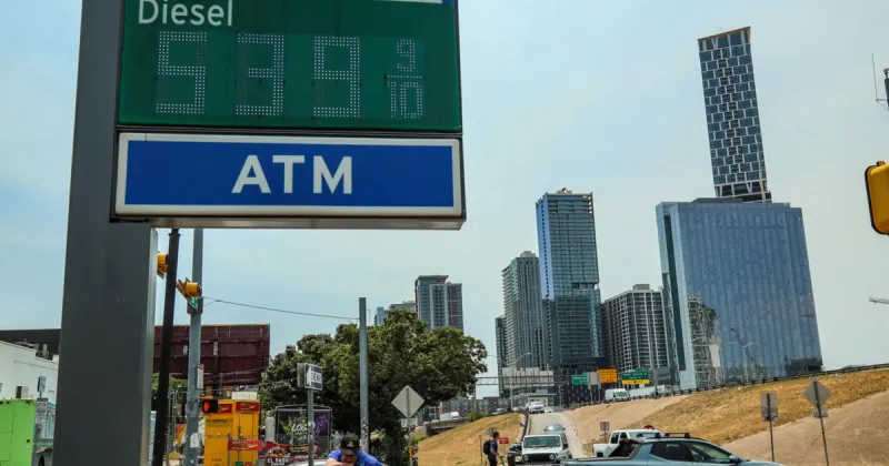 Abbott declares disaster in Texas over diesel prices, waives restrictions on commercial shipping