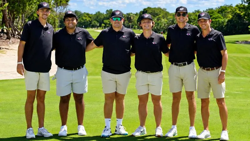 Chaps Battle The Elements To Close Mexico Trip