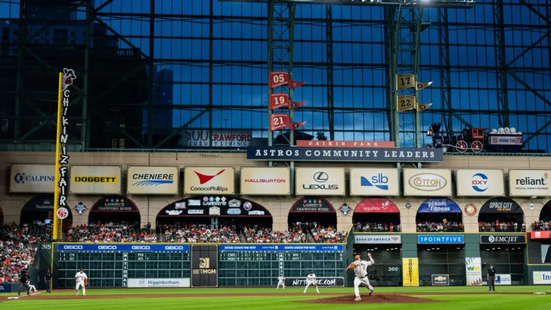 Astros frustrated by boos from sparse crowd during wild-card opener