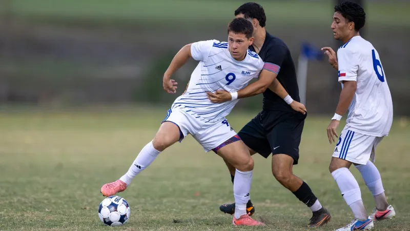 BLINN MEN'S SOCCER UPSETS #12 RANKED HILL