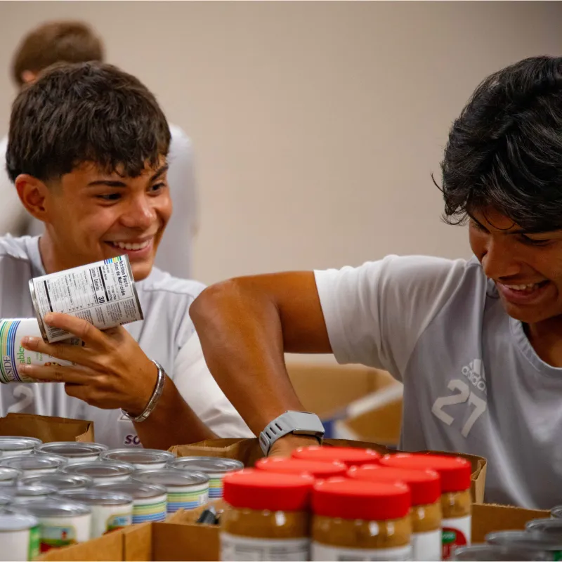 TAMIU Students Join Forces with South Texas Food Bank for Hunger Action Month