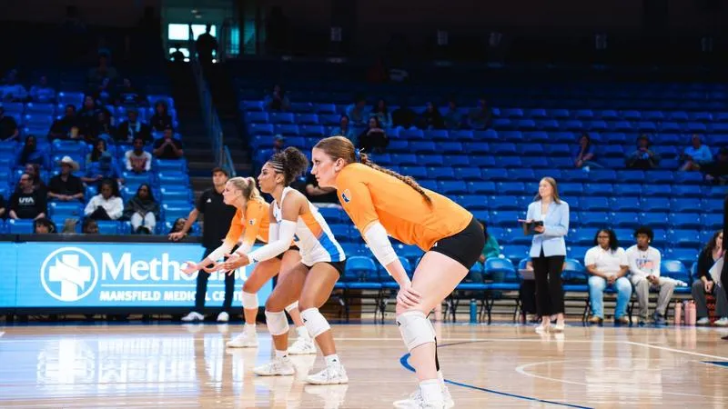 UTA Falls Short Against Little Rock, 3-0