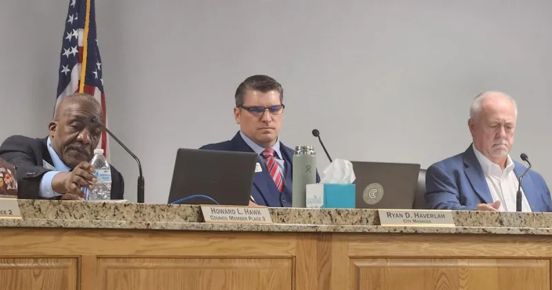 Is a Cove councilman getting recalled? Voters are gathering signatures to force a vote