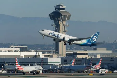 Alaska Airlines takes its battle for Seattle with Delta overseas