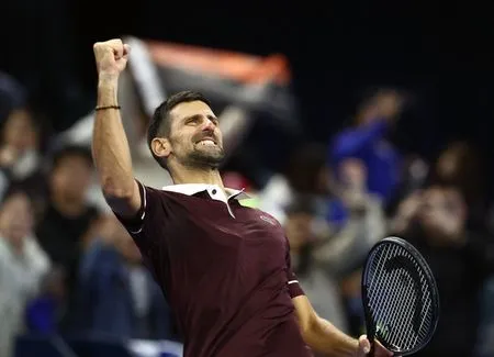 ATP roundup: Novak Djokovic rallies to keep Beijing streak alive