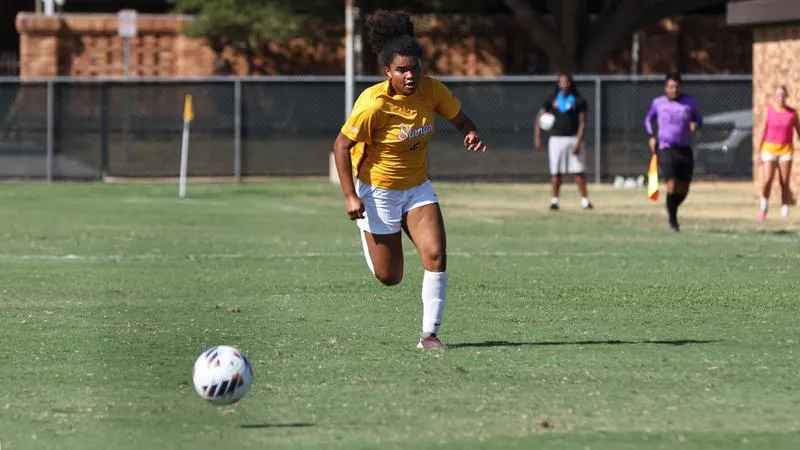 Midwestern State clashes with Hilltoppers on Saturday afternoon