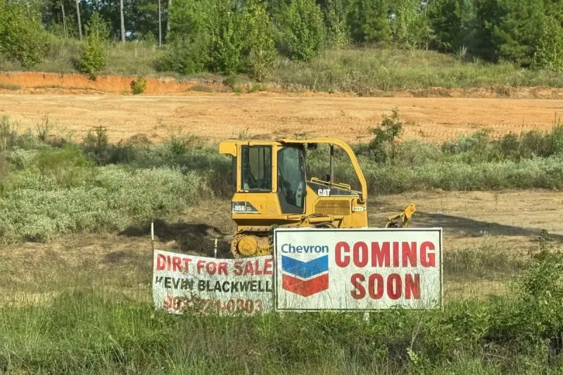 After Years of Waiting, Construction Finally Starts at the US-59 Empty Lot Outside Nacogdoches