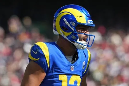 Aaron Donald out, Puka Nacua returns for Rams vs. Eagles