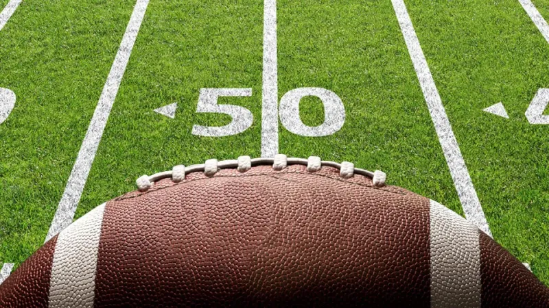 FOOTBALL THURSDAY: Weekend rankings and district standings