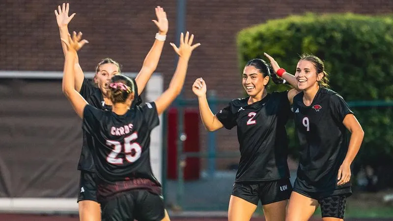 Women's Soccer Moves Into First in SLC Standings