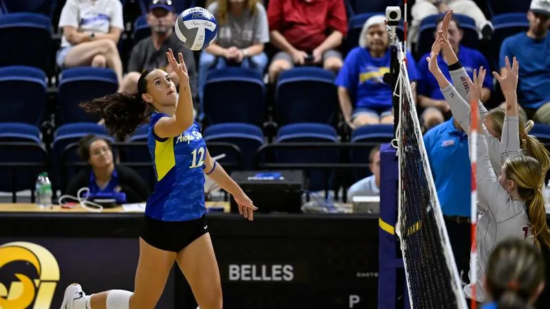 Hopkins Career Night Powers No. 7 Volleyball Past UT Dallas