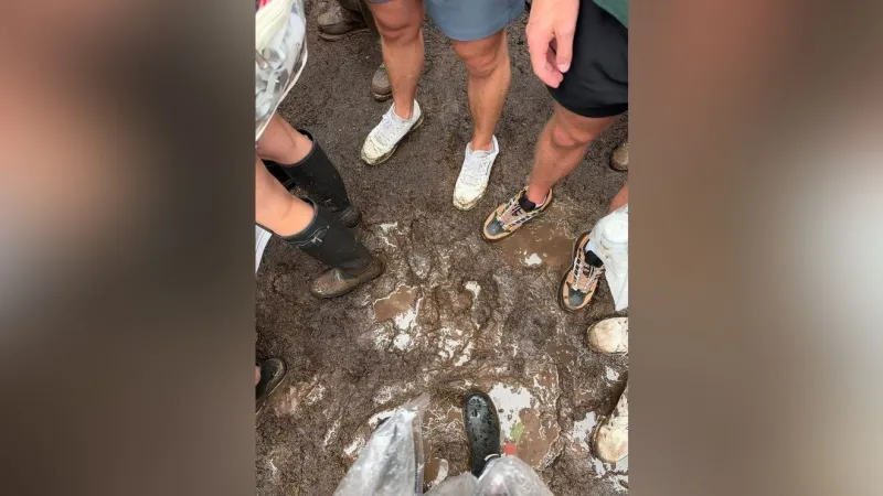 Rainy weather alters preparations as ACL Fest Day 1 wraps up at Zilker Park