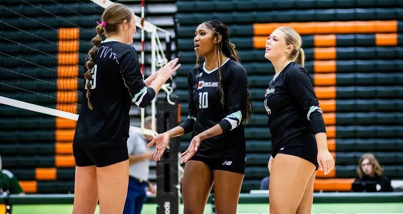 Comets Test #7 Rambelles in Four-Set Defeat