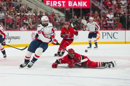 NHL roundup: Alex Tuch, Caps send champ Hurricanes to 2nd straight loss