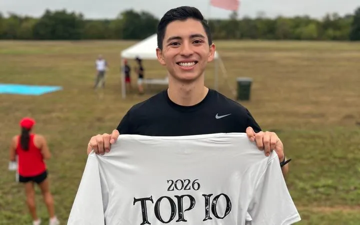 Cross Country Racks Up PRs at Southwestern Showdown