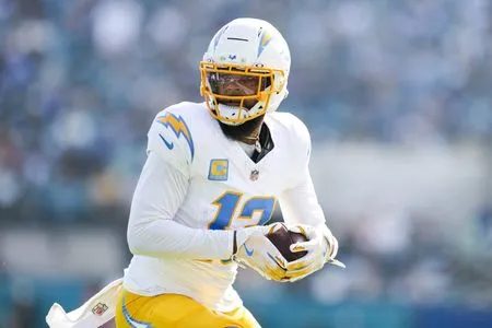 Colts downgrade WR Keenan Allen to out vs. Commanders