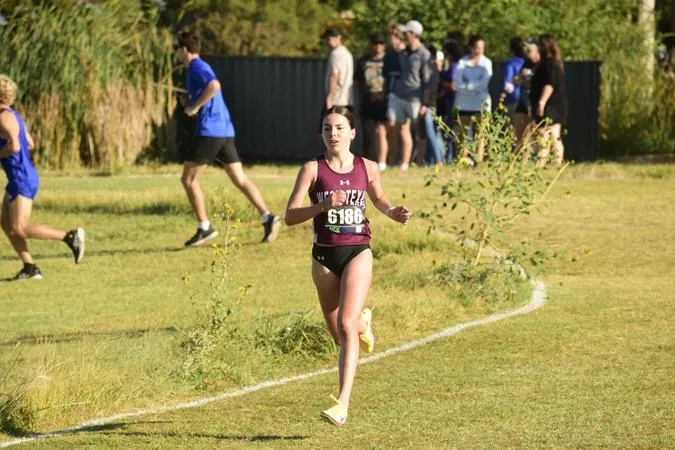No. 8 Lady Buffs Cruise to Victory at Louisville Classic with Season Low in Points