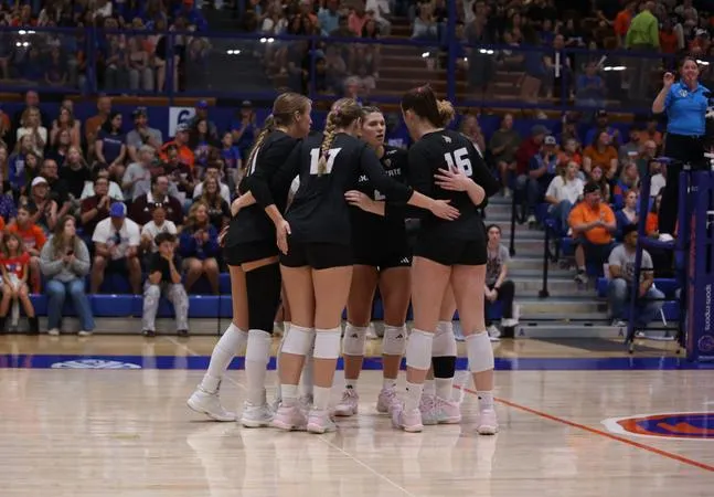Bobcats Fall to Broncos in Idaho