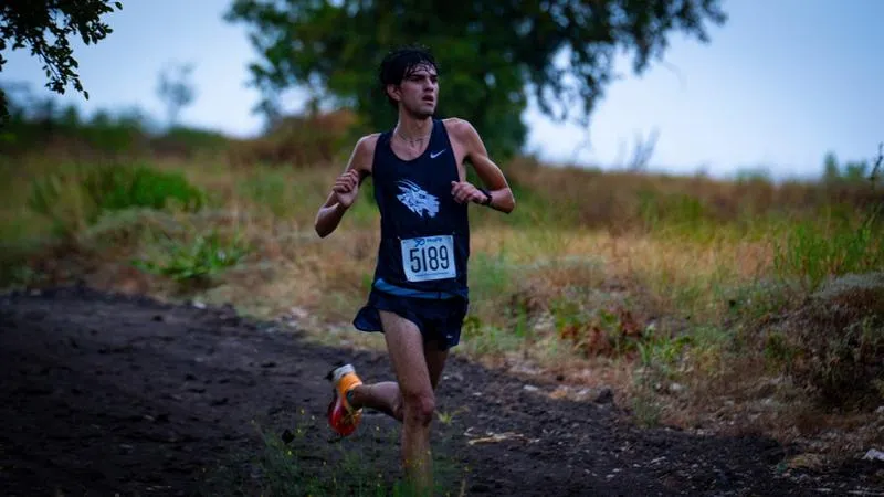Macias Leads Hilltoppers at Chile Pepper Festival