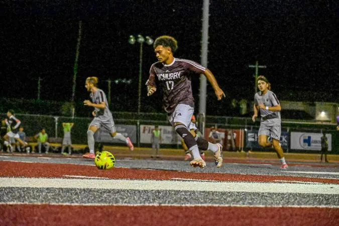 War Hawks Battle Schreiner to Scoreless Draw