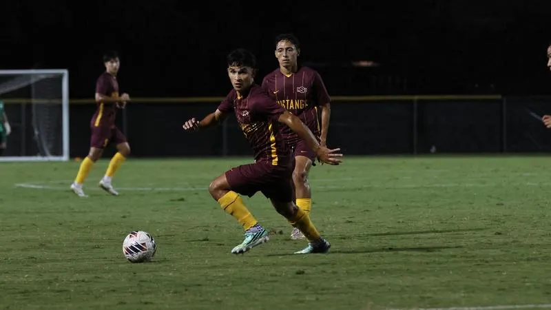Midwestern State plays 1-1 draw with Oklahoma Christian at Stang Park