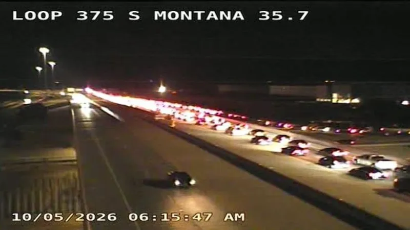 Crash reported on Montana northbound; left lane affected Monday morning