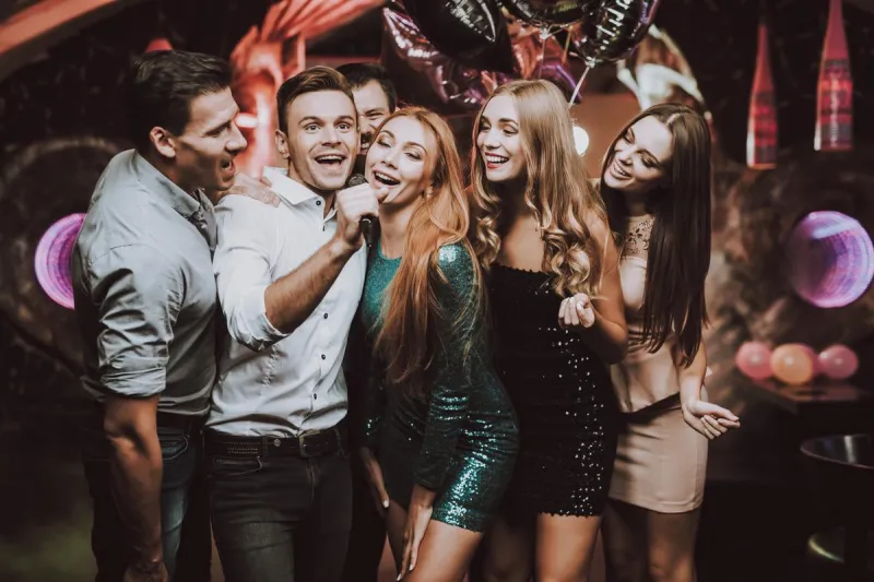 Your Amarillo Karaoke Night Guide: Who Hosts and When