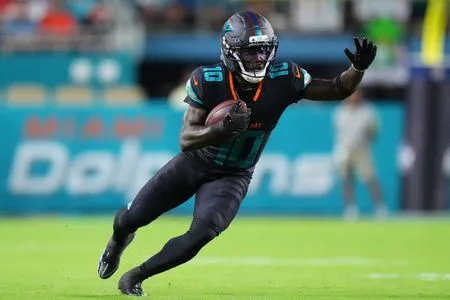 Agent: WR Tyreek Hill likely to sign this week