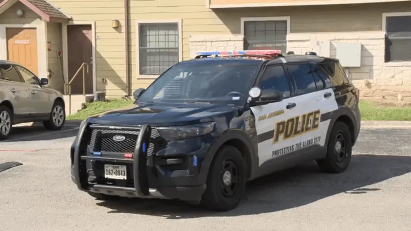 Man in custody after alleged domestic assault and standoff at Northwest Side apartment