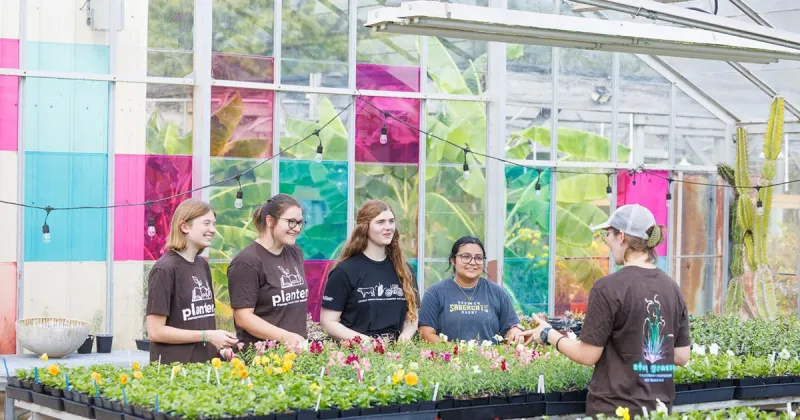 SFA horticulture students to host Plants and Pancakes, sale