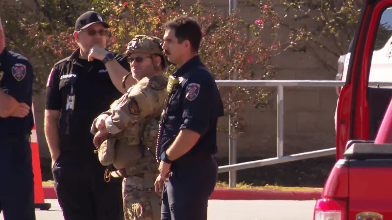 WATCH IT LIVE: Pieper High School, Pieper Ranch Middle School on lockdown