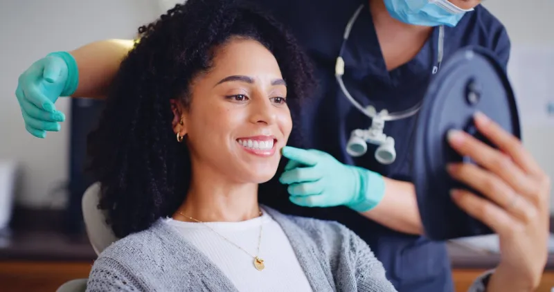 La conexin entre la salud bucal y la salud cardiovascular: 4 consejos para proteger tus dientes, encas y corazn