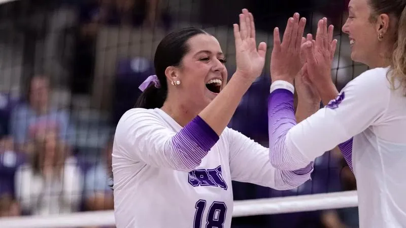 Volleyball sweeps McMurry