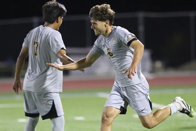 MSOC: Rams' First Half Penalty Kick Secures a 1-0 Victory