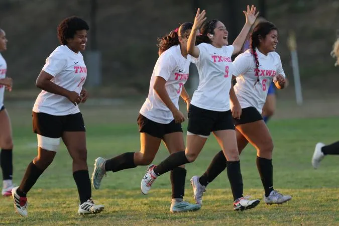 WSOC: Rams and Stars Exchange Goals Late