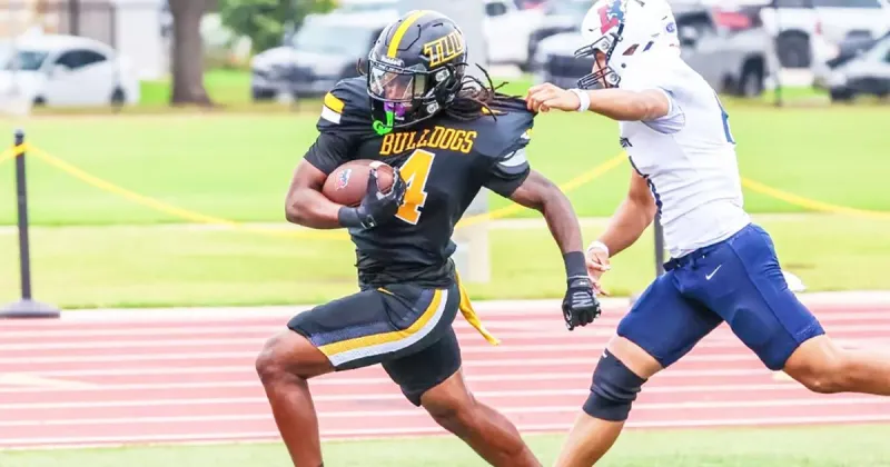 TLU tops Lyon, 34-12, at homecoming