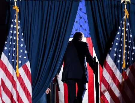 Most Republicans in tight midterm distance themselves from Trump, Reuters review finds