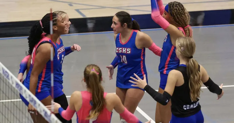 Clear Springs adds to 1st-place lead in district bout with Dickinson