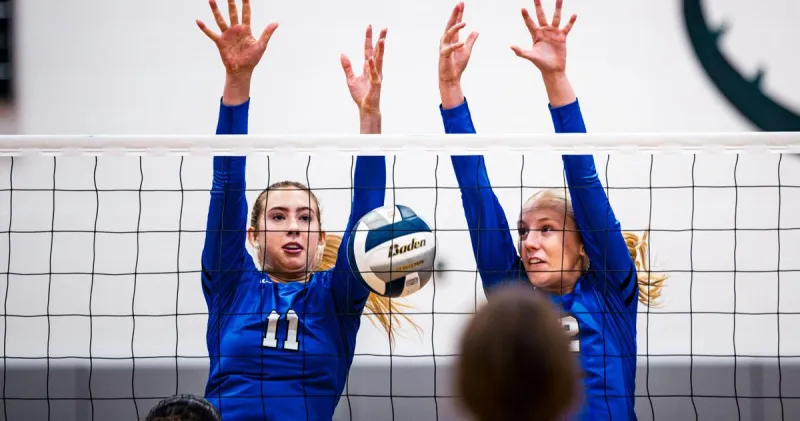 New Braunfels volleyball sweeps Long Creek, sets up date with SVHS for first place marquee matchup