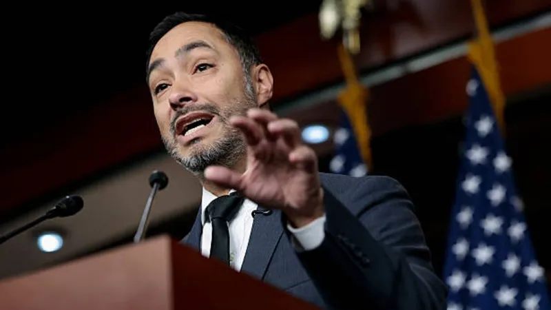 TODAY: Rep. Castro, Texas veterans call on Paxton to urge Trump to end Iran war at rally