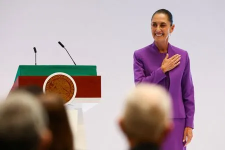 Mexico enacts reform barring dual citizens from presidency
